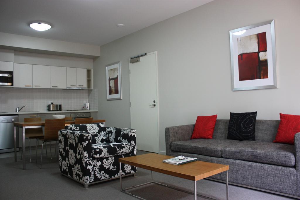 Gladstone Downtown Central Apartment Hotel Official Exteriör bild