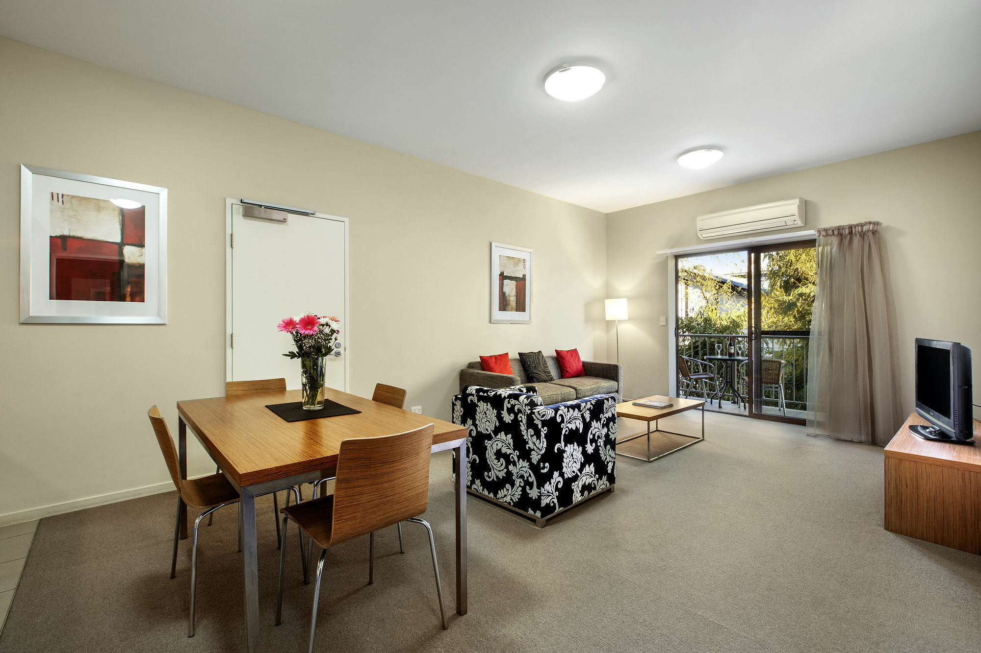 Gladstone Downtown Central Apartment Hotel Official Exteriör bild